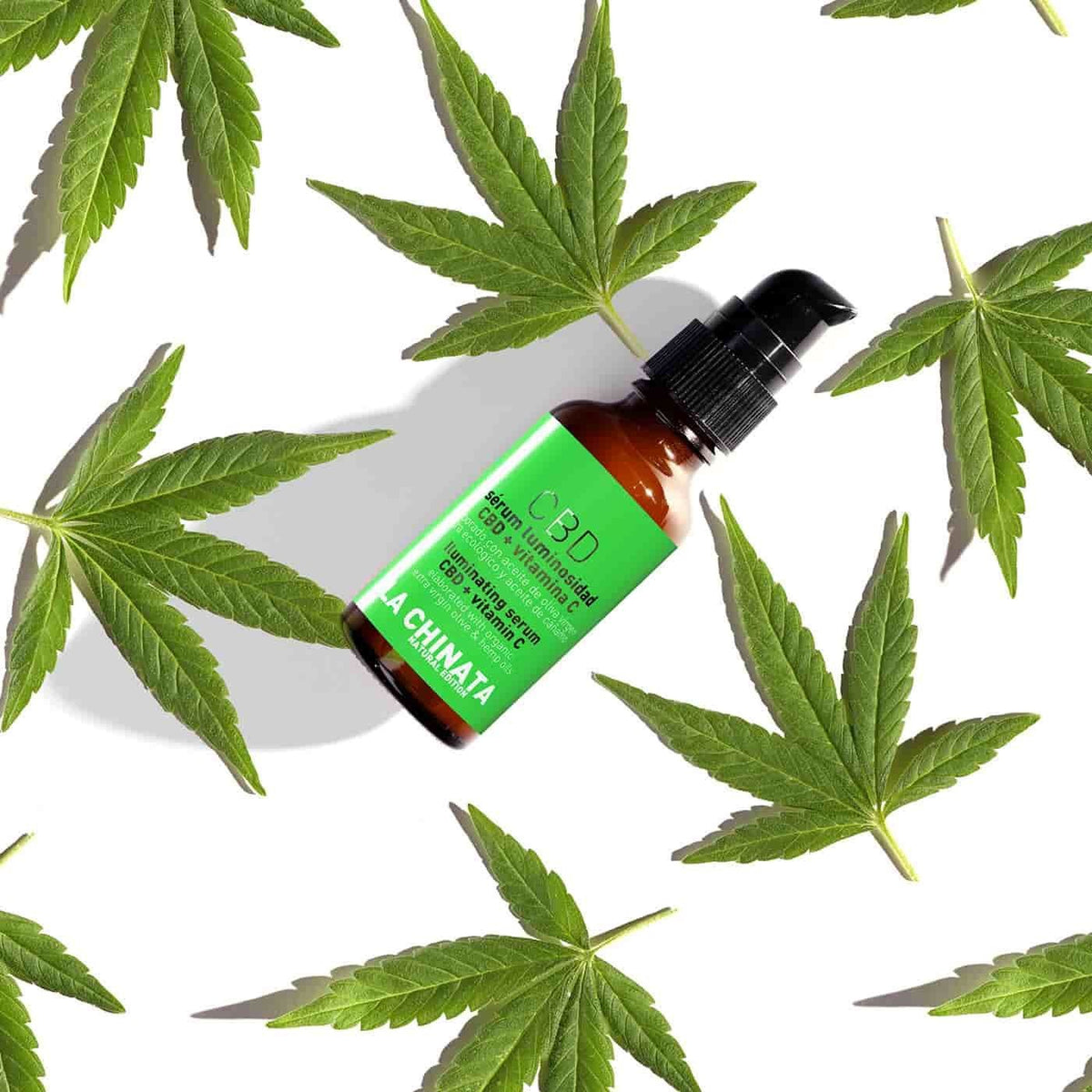 LA CHINATA skaistinantis serumas su CBD ir vitaminu C
