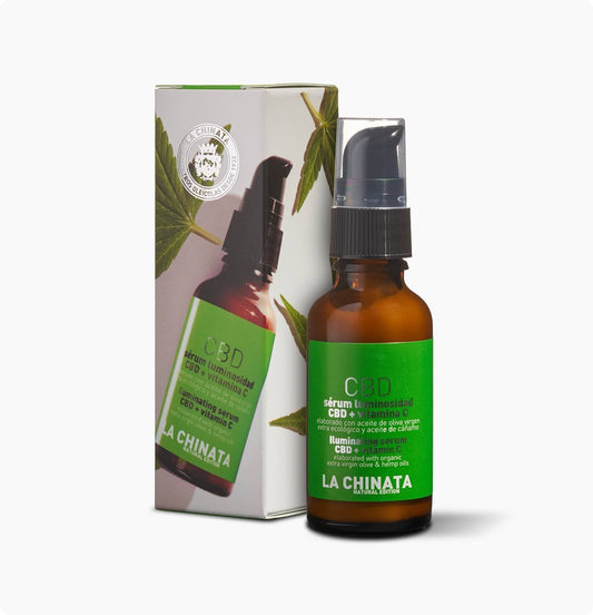 LA CHINATA skaistinantis serumas su CBD ir vitaminu C